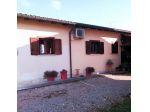 Casale ristrutturato con terreno sui quattro lati