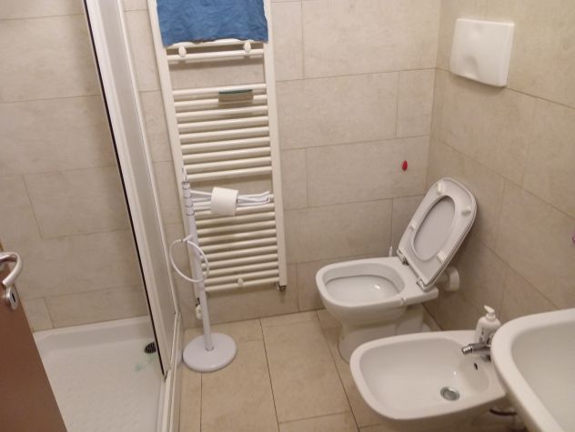 OSPEDALE SAN RAFFAELE DI FRONTE MONOLOCALE BREVE PERIODO - Foto 4