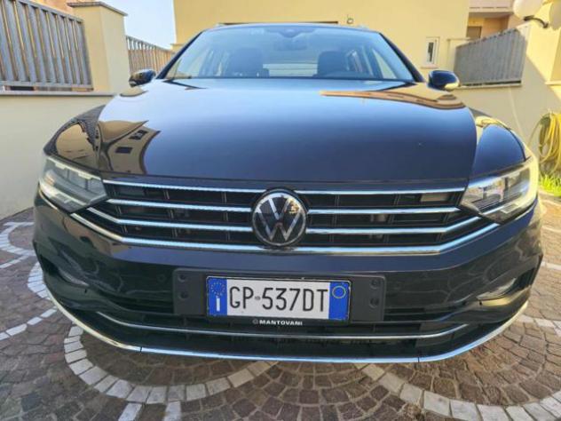VOLKSWAGEN Passat Variant 1.5 TSI ACT DSG Business AUTOMATICA rif. 23780039 - Foto 3
