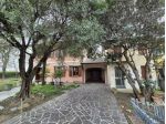Villa di 215 m² con più di 5 locali e box auto doppio in vendita a Mirano