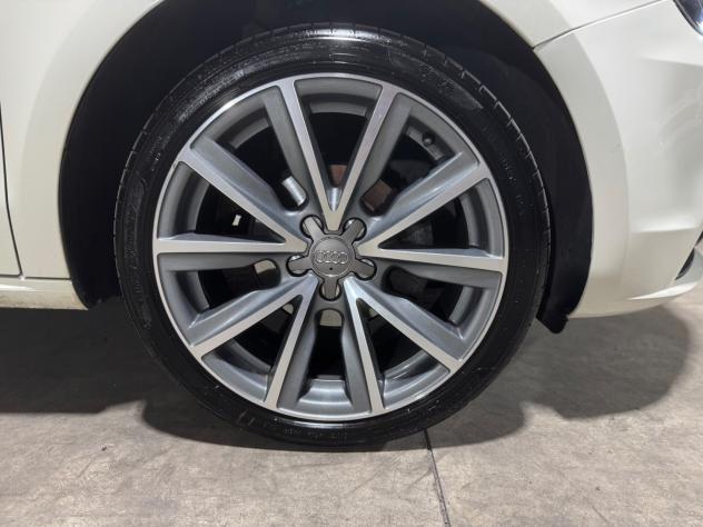 Audi A1 1.6 TDI 90CV MANUALE NEOPATENTATI - Foto 7