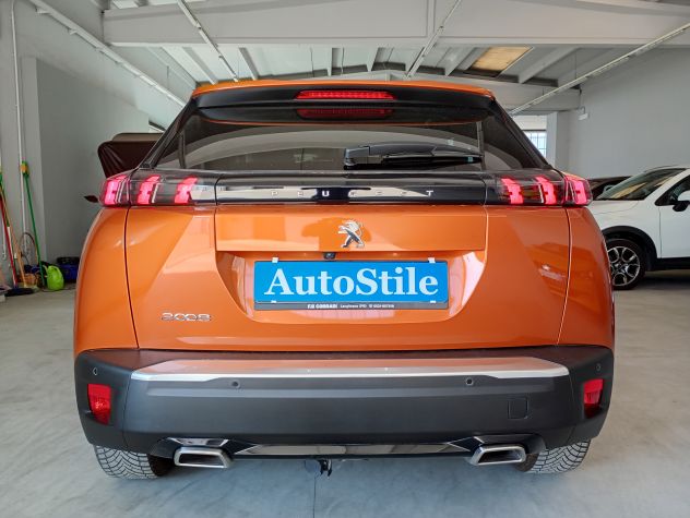 PEUGEOT 2008 1.2 PURE TECH 130 CV ALLURE S&S EAT 8 - Foto 4