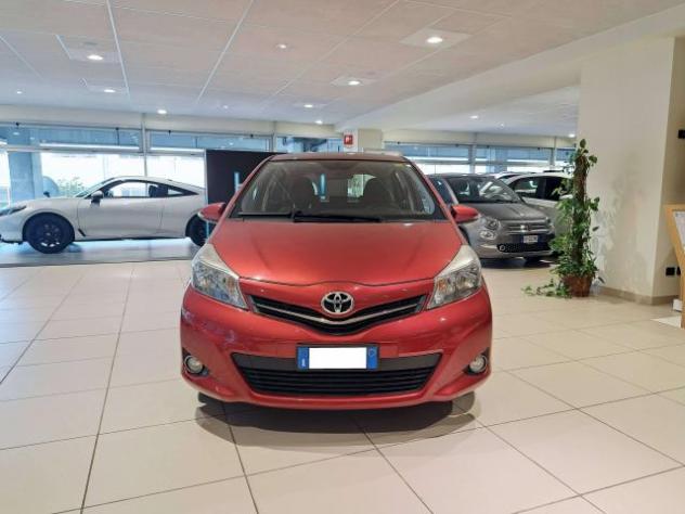 Toyota Yaris Yaris III 2011 5p 1.4 d-4d Lounge - Foto 3