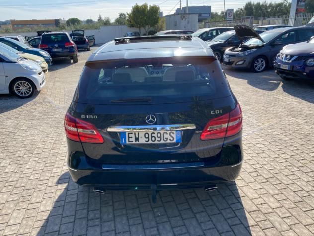 MERCEDES CLASSE B 180 CDI1.8 Automatic PREMIUM AMG ,TETTO ,GANCIO TRAINO - Foto 4