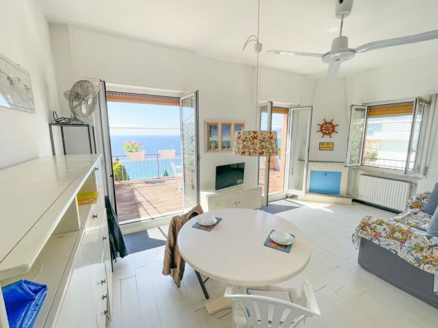 Alassio con fantastico terrazzo vista mare e garage, casa vacanza - Foto 3