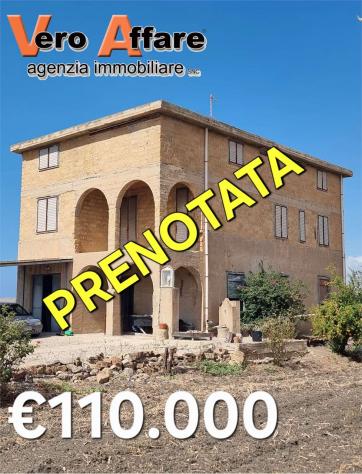 V004384 - VENDESI TERRENO 7000MQ CON CASA 330MQ - Foto 2