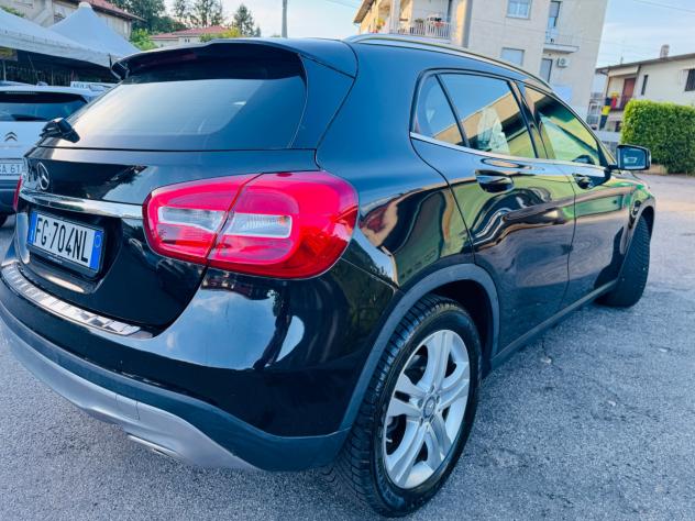 Mercedes-benz GLA 200 d Premium - Foto 7