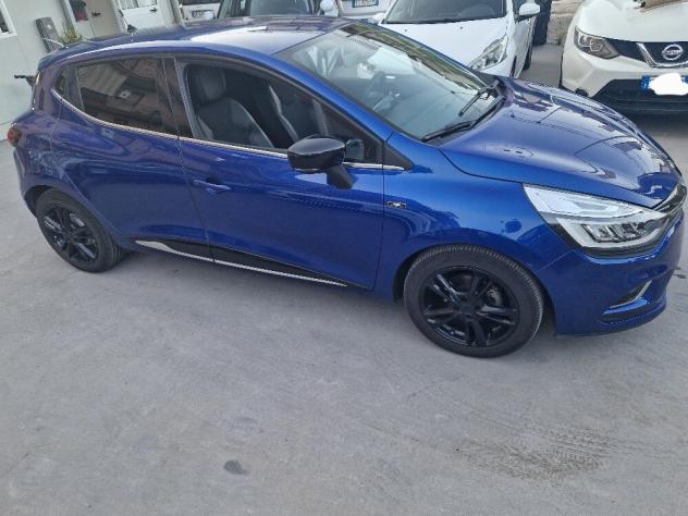 Renault Clio dCi 8V 75 CV 5 porte Moschino Life - Foto 2