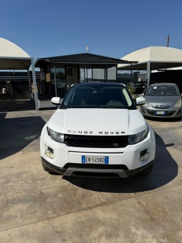 Land Rover Range Evoque 2.2 TD4 5p. Prestige - Foto 2