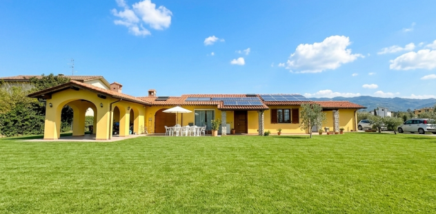 Villa in vendita a Borgo a Buggiano - Buggiano 180 mq Rif: 1401006