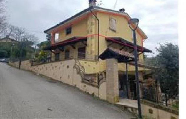 Immobile in asta di 326 m² con più di 5 locali e box auto doppio in vendita a Tavullia - Foto 2