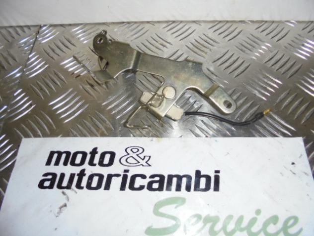 SUPPORTO BOBINA ACCENSIONE DESTRA HONDA CB1000R 92KW (2009) 30508MFND10