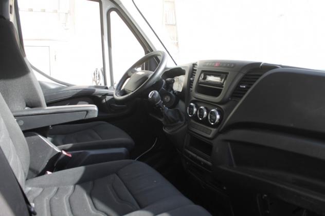 Iveco Daily 35S15 2.3 150 CV CASSA BOX IN ALLUMINIO - Foto 8