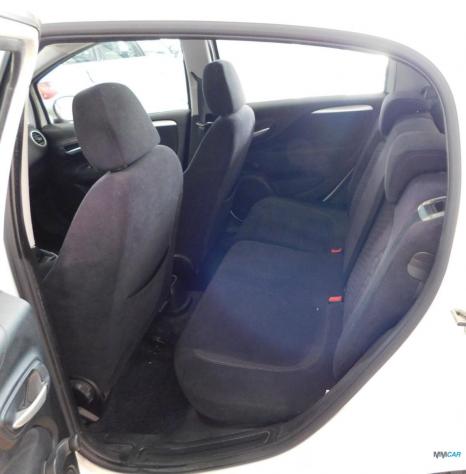 FIAT - Punto - 1.2 8V 5p. Lounge - Foto 9