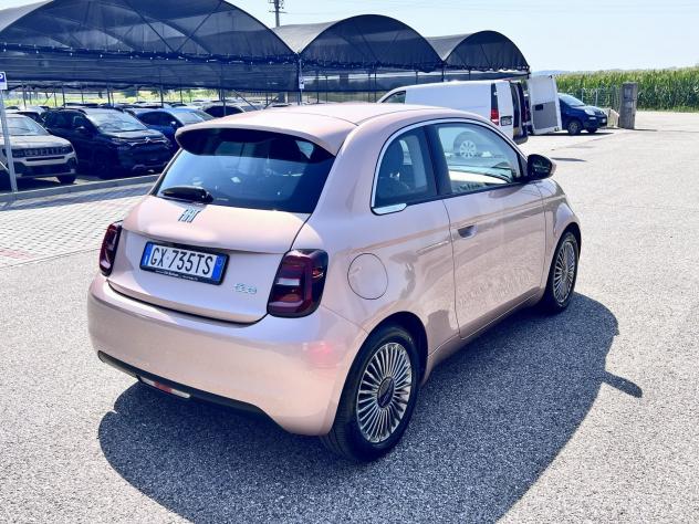 FIAT 500 Electric 42KW 118cv / Batteria grande - Foto 3
