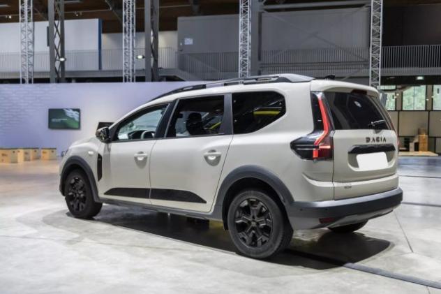 DACIA Jogger APERTI AD AGOSTO rif. 24043648 - Foto 2