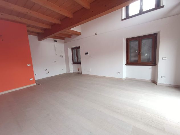 APPARTAMENTO ULTIMO PIANO, NUOVISSIMO