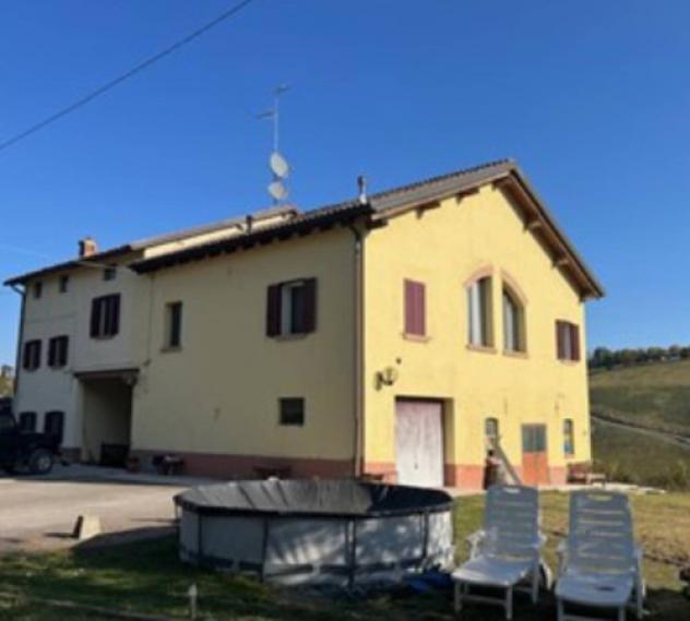 Immobile in asta di 117 m², box auto in vendita a Vezzano sul Crostolo - Foto 2