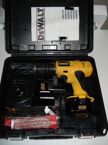 TRAPANO DEWALT COME NUOVO.