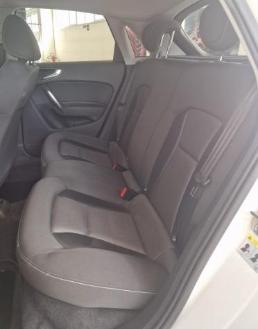 Audi A1 A1 Sportback 1.6 tdi Ambition 90cv - Foto 10
