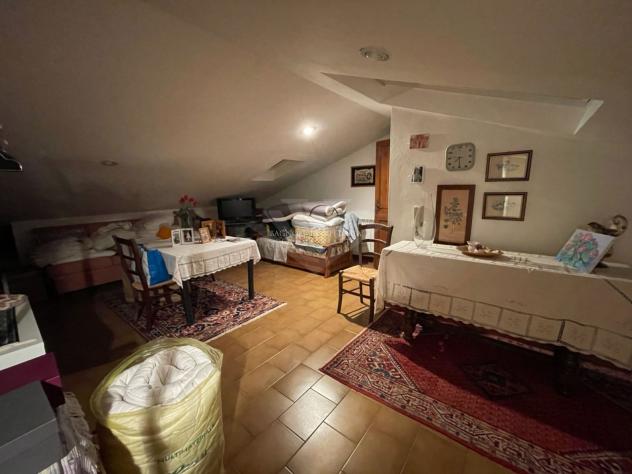 VILLA A SCHIERA di 10 vani e di 150 mq (PIETRASANTA - Fiumetto) rif. 066/VV - Foto 13