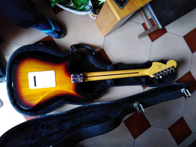 chitarra elettrica - Foto 2