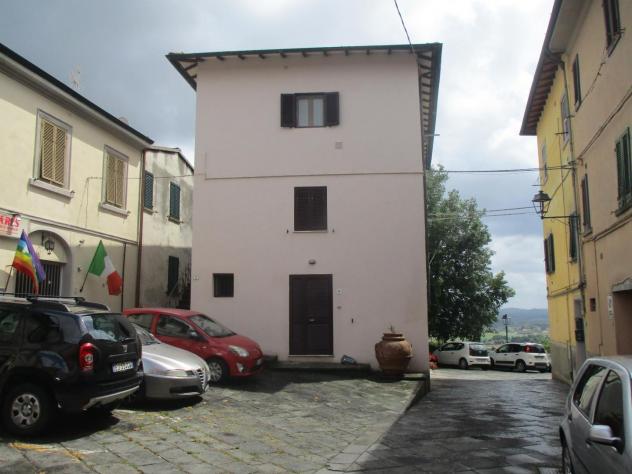 appartamento in vendita a Santa Maria a Monte in zona Montecalvoli