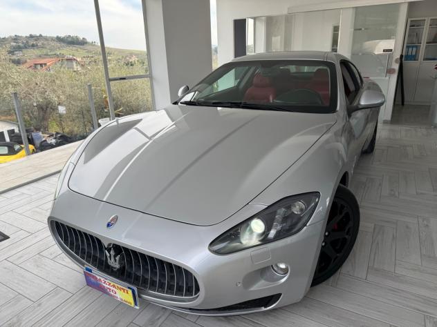 Maserati GranTurismo 4.2V8 405cv CARTIER FERRARI ENGINE2014 - Foto 2
