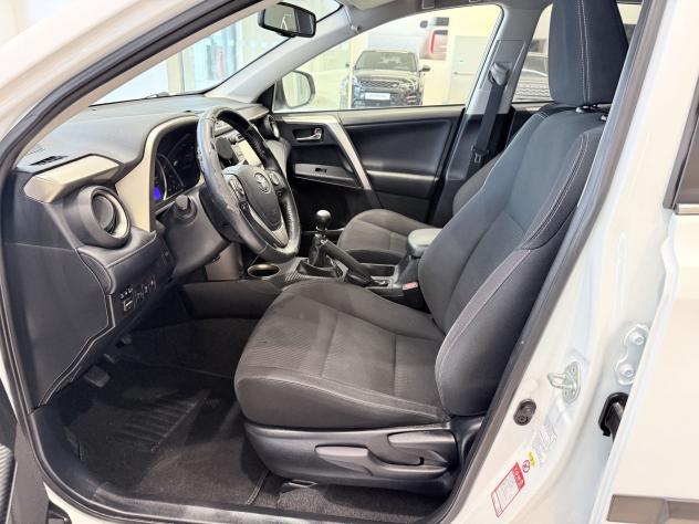 Toyota RAV4 Rav4 2.0 d-4d Style White Edition 4wd 124cv mt - Foto 10