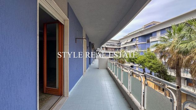VIALE SCALA GRECA DOPPIO APPARTAMENTO 341 mq ASCENSORATO - Foto 6