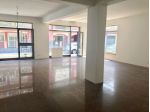 Via Tripoli Aci Castello: bottega 110 mq 4 luci/vetrine