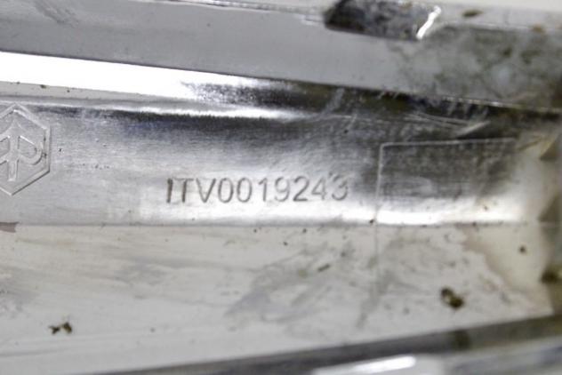 PIAGGIO LIBERTY 125 1B001375 MASCHERINA COPRISTERZO 21 - 24 FRONT COVER CON GRAFFIO - Foto 3