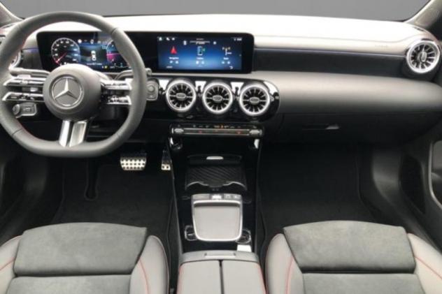 MERCEDES-BENZ CLA 220 d Automatic AMG Line Premium rif. 24156401 - Foto 3