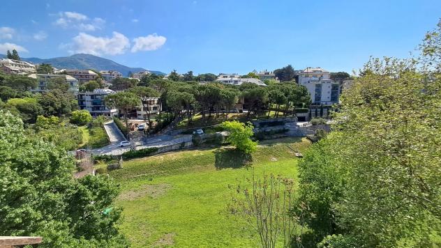 Attico in vendita a Genova, Albaro