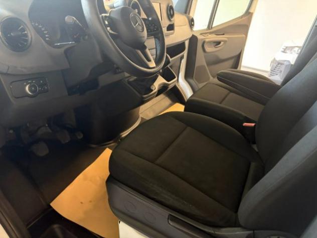 MERCEDES-BENZ Sprinter T37/35 416 CDI RWD RG Cabinato rif. 24010705 - Foto 6