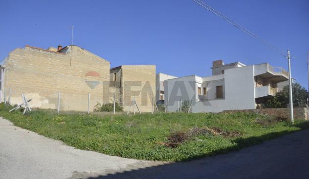 casa semindipendente in vendita a Vittoria in zona Scoglitti