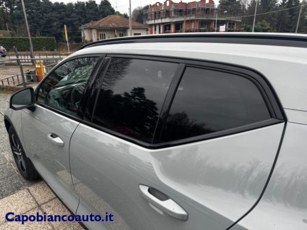 VOLVO XC40 B3 automatico Plus Dark KM0 rif. 23211339 - Foto 8