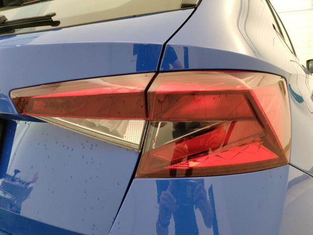 Škoda Fabia 1.0 MPI Evo 59KW AMBITION - Foto 8