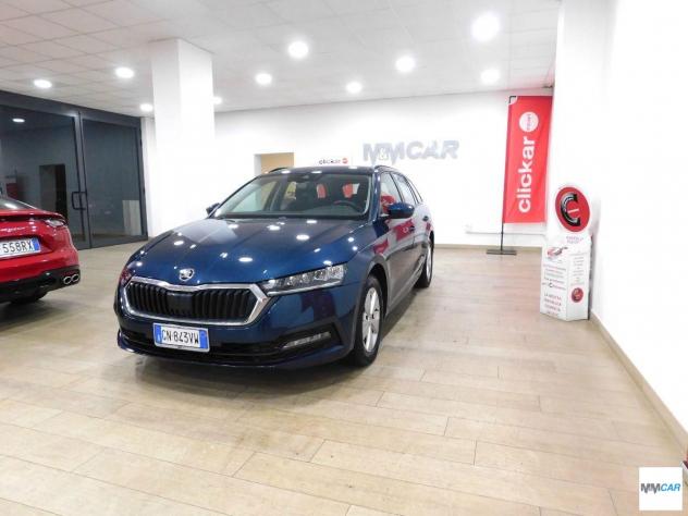 SKODA - Octavia Station Wagon - Octavia 2.0 TDI CR Wagon Executive - Foto 2