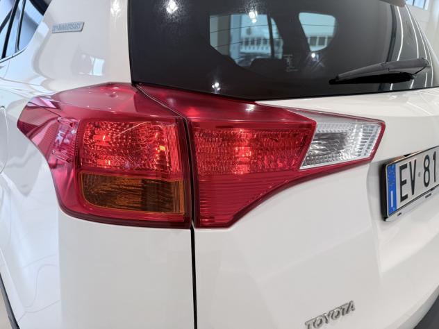 Toyota RAV4 Rav4 2.0 d-4d Style White Edition 4wd 124cv mt - Foto 8