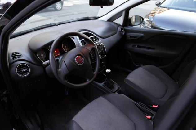 Fiat Punto 1.3 MJT II 75 CV 5 porte Street - Foto 8