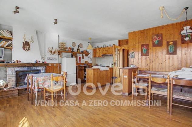 Casa indipendente di 120 m² con 4 locali in vendita a Maccagno con Pino e Veddasca - Foto 2