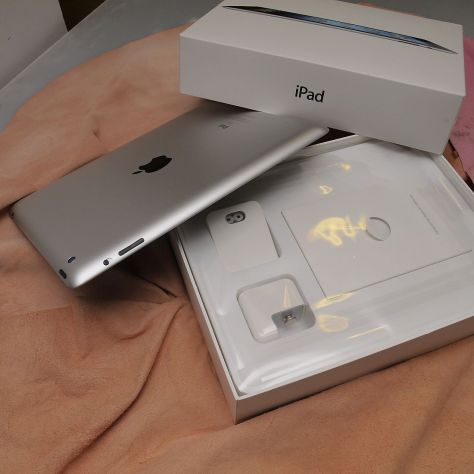 IPad Apple 64GB Wi-Fi nero Retina 4°Gen.+cover pelle PIQUADRO - Foto 4