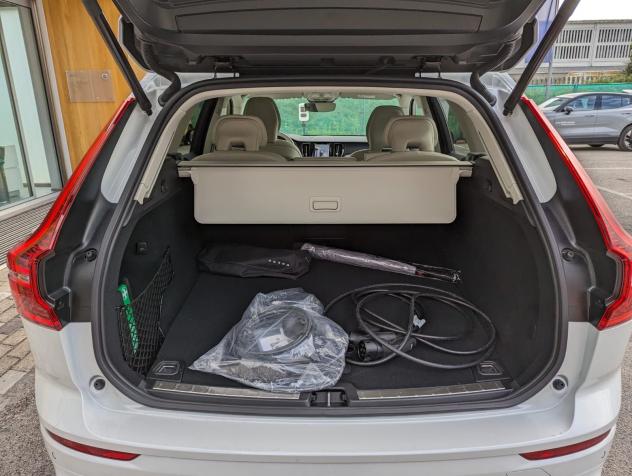Volvo XC60 T6 Plug-in hybrid AWD automatico Ultra Dark - Foto 9