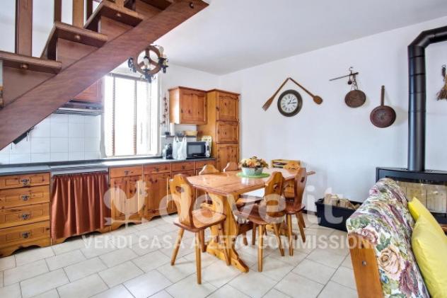 Appartamento di 200 m² con 5 locali in vendita a Casalzuigno - Foto 4