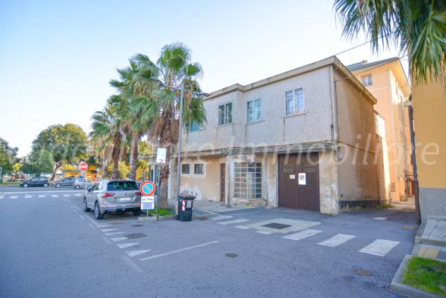 Trilocale in affitto a Vado Ligure