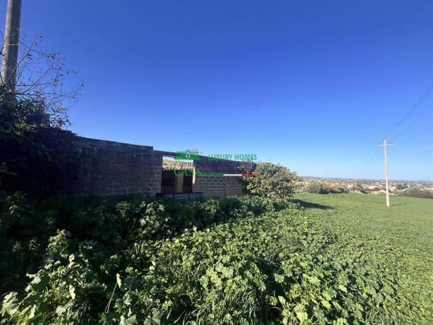 TERRENO CON ACCATASTAMENTI RURALI - Foto 3
