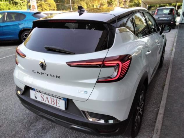 RENAULT Captur Plug-in Hybrid E-Tech 160 CV Initiale Paris rif. 23992122 - Foto 10