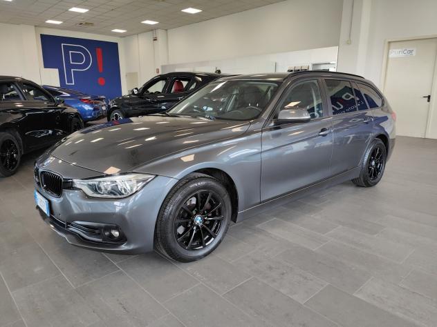 BMW Serie 3 318d Touring Bus.Adv. Navi Cruise Fari LED Euro 6