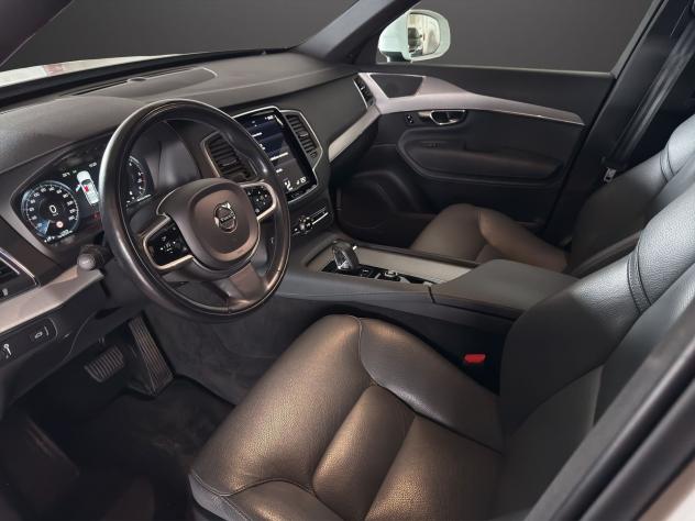 Volvo XC90 B5 D AWD automatico 7p Momentum Pro - Foto 8